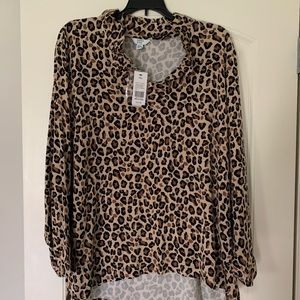 Crown & Ivy Cheetah blouse
